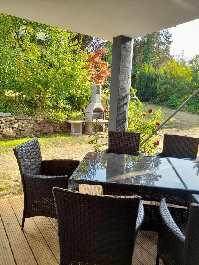 Haus Edda - Ferienwohnungen Mit Garten Und Schlossblick Marburg Bagian luar foto