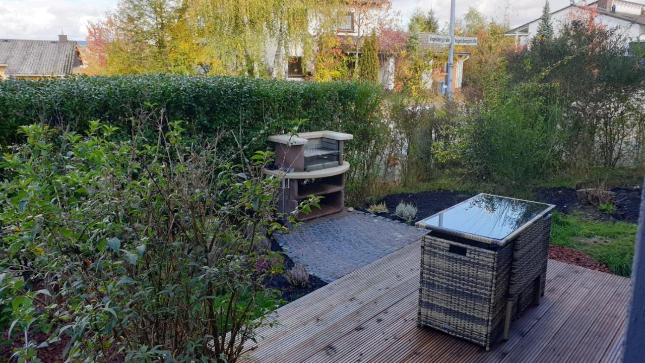 Haus Edda - Ferienwohnungen Mit Garten Und Schlossblick Marburg Bagian luar foto